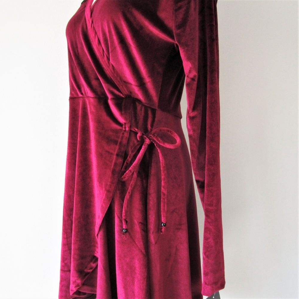 NWT Angie Red Wine Velvet Lace Faux Wrap Dress MED - Picture 5 of 8